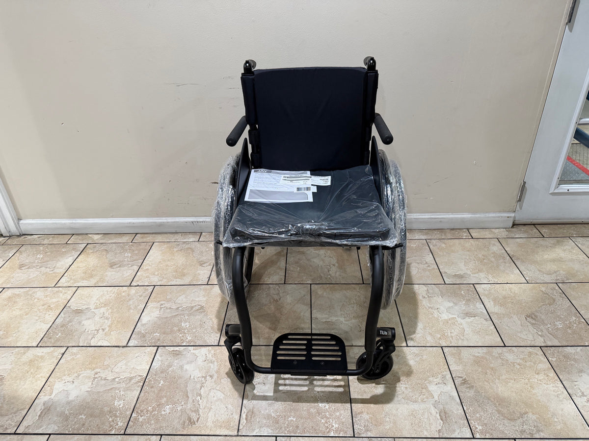 TiLite ZRA Titanium Ultra Light Wheelchair