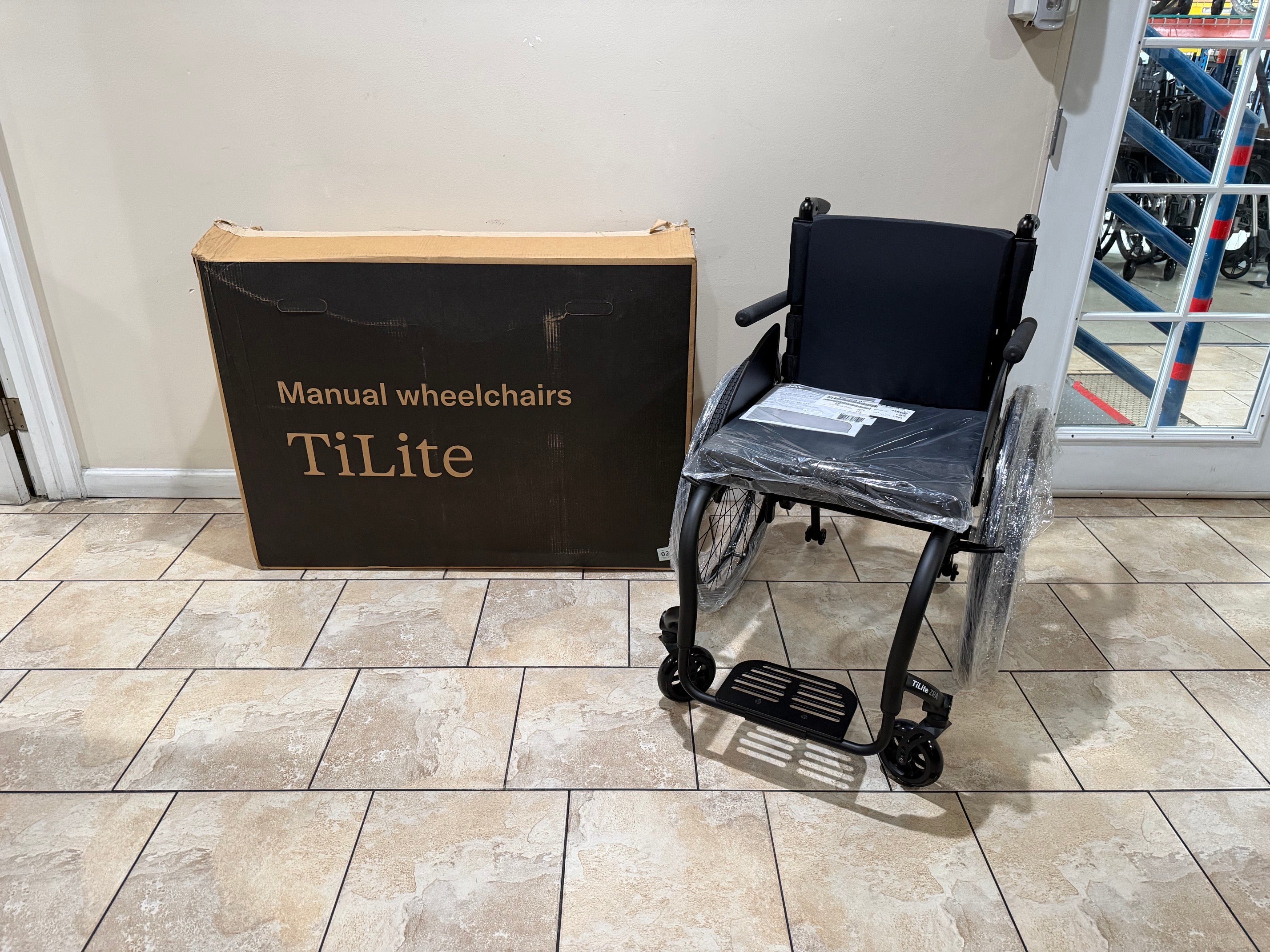 TiLite ZRA Titanium Ultra Light Wheelchair