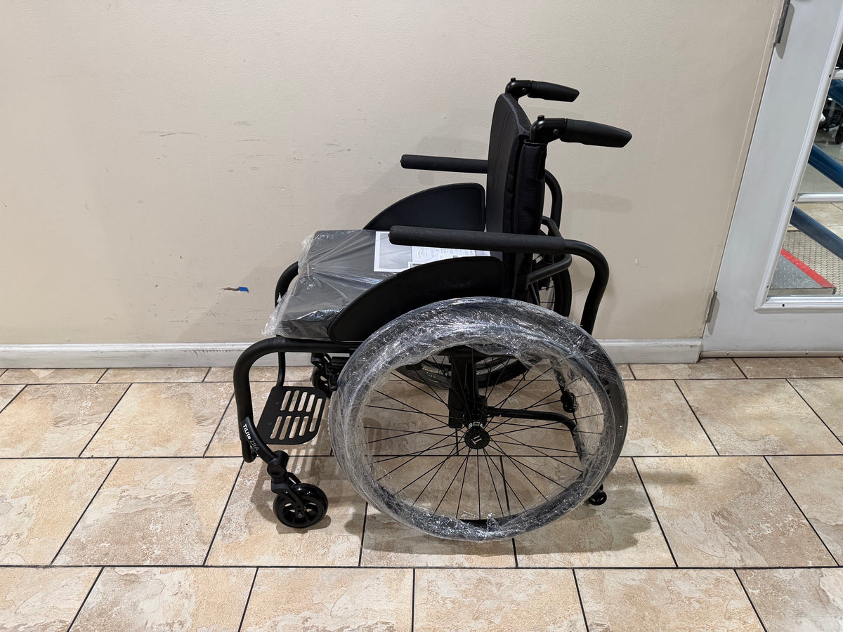 TiLite ZRA Titanium Ultra Light Wheelchair