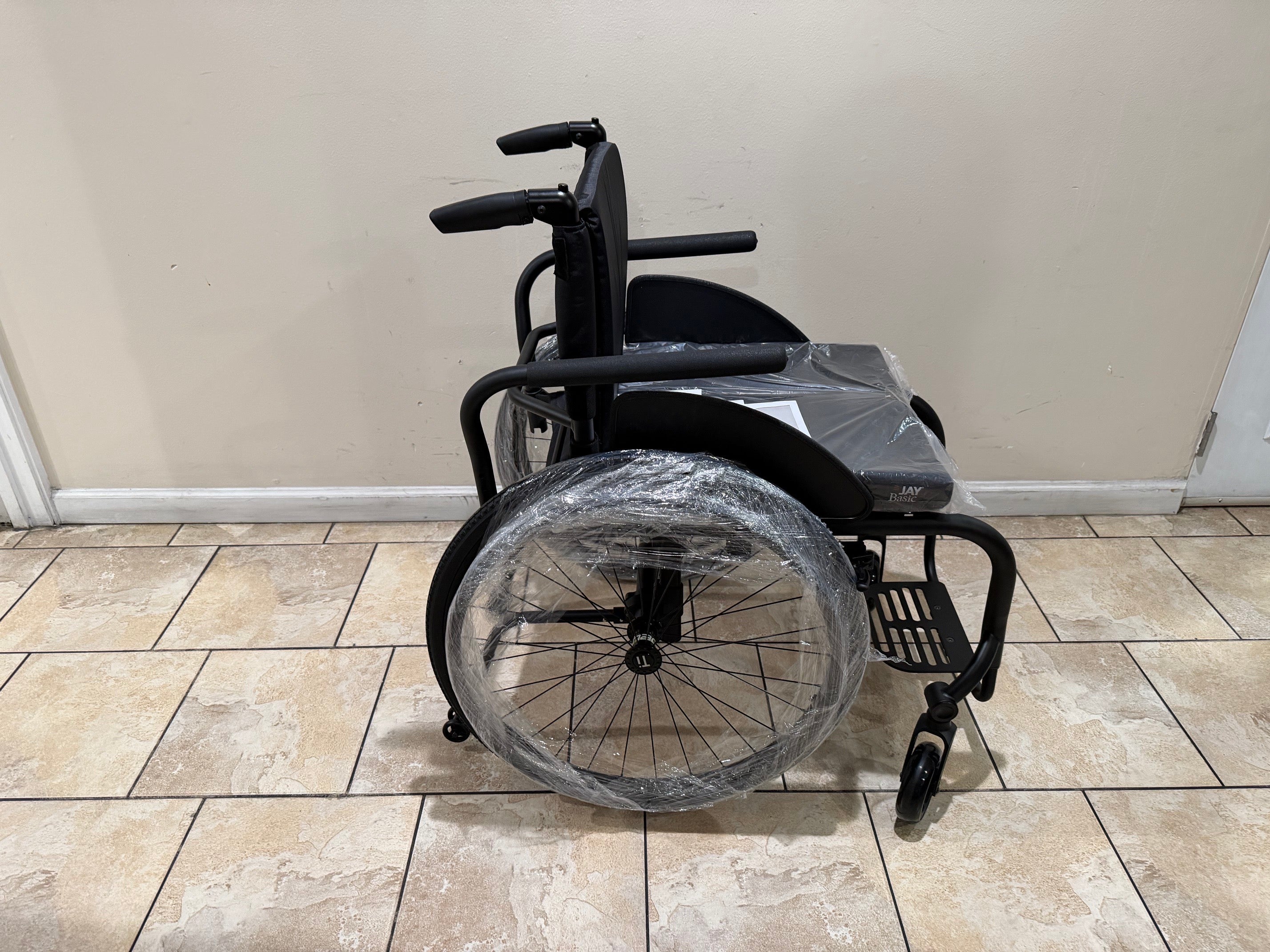TiLite ZRA Titanium Ultra Light Wheelchair