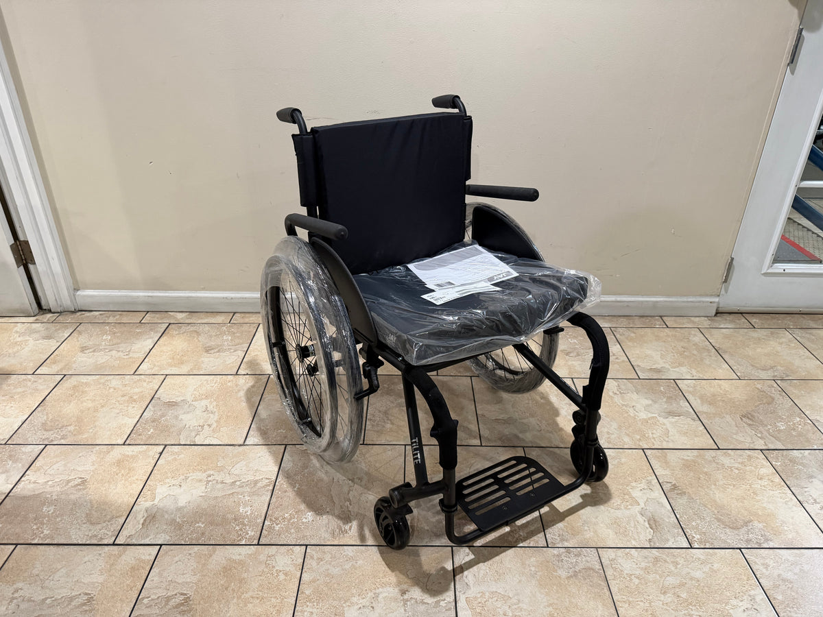 TiLite Aero T Heavy Duty Ultra Light Wheelchair