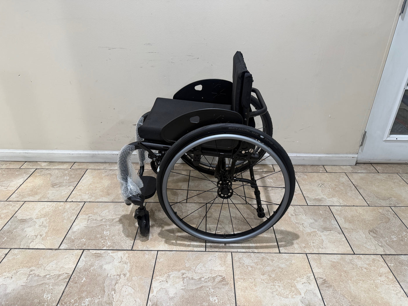 Ki Mobility Rogue 2 Ultra Light Wheelchair