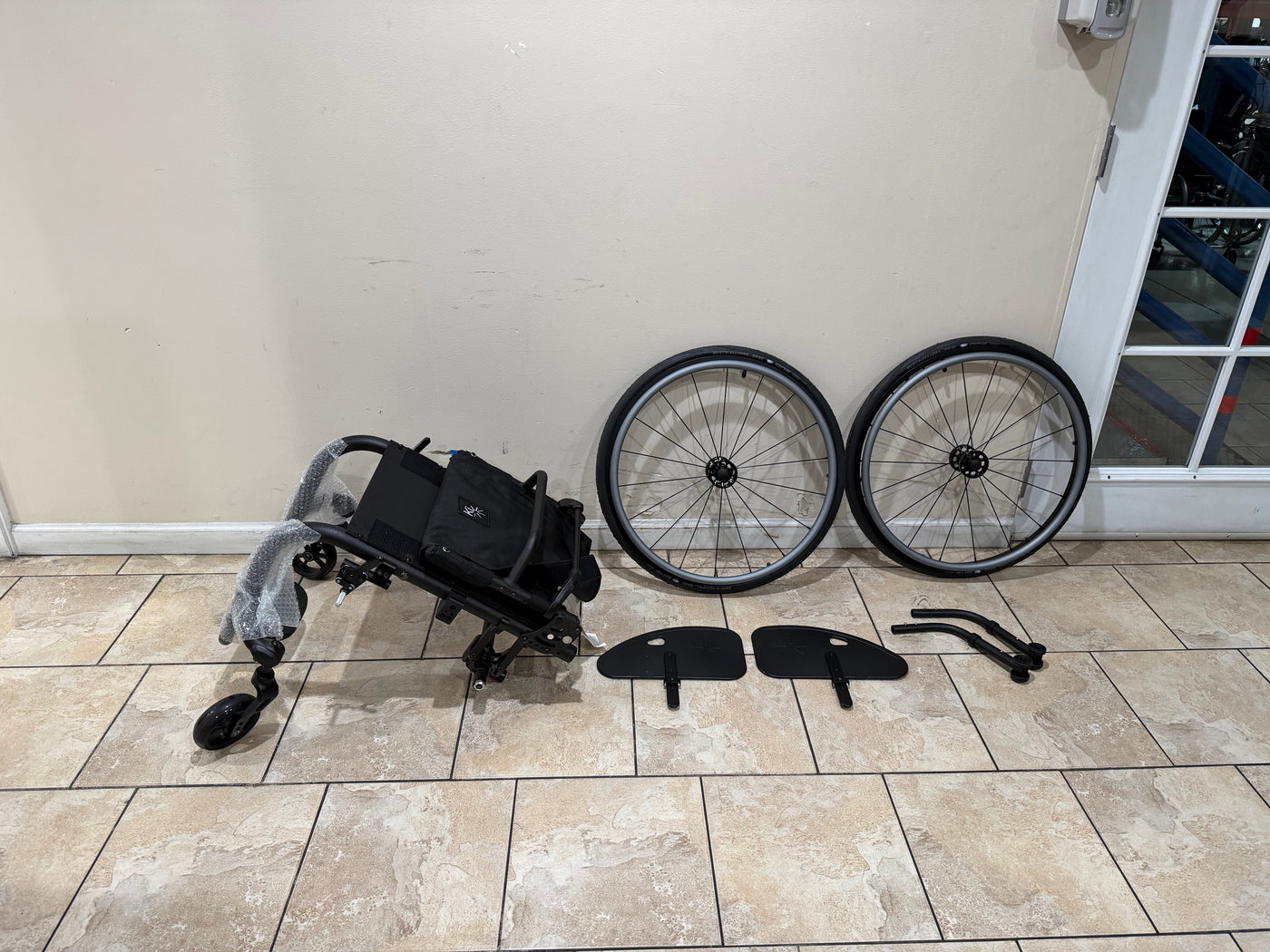 Ki Mobility Rogue 2 Ultra Light Wheelchair