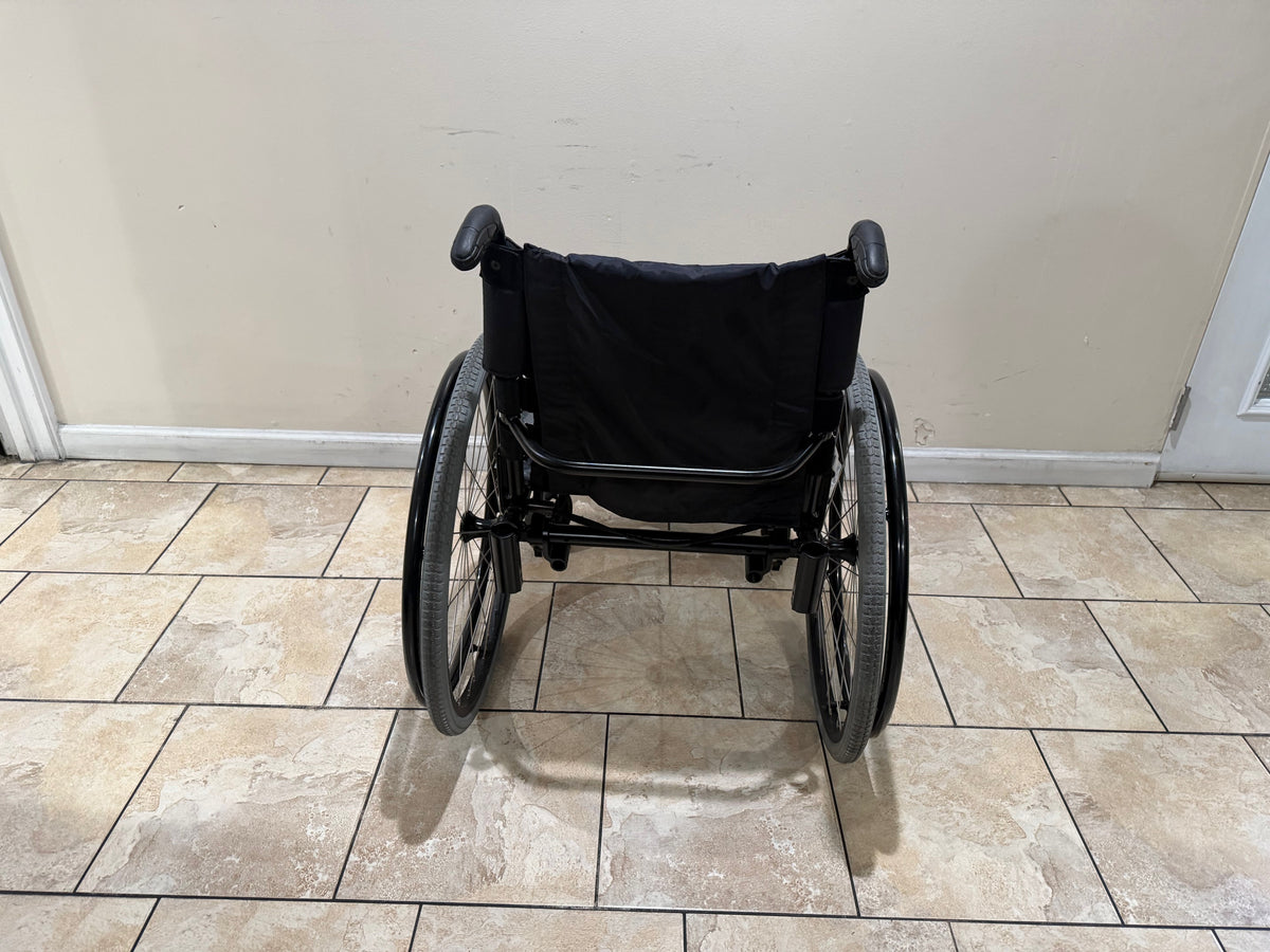 Quickie 5R Lightweight Rigid Wheelchair