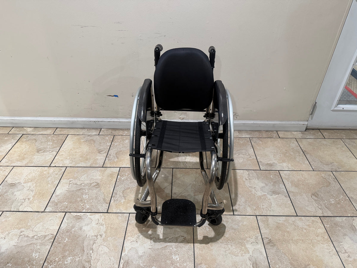 TiLite TR Ultra Light Wheelchair