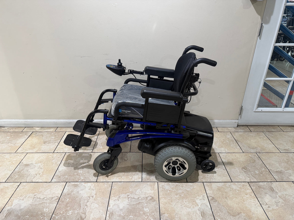 Quickie P-222 SE High Speed Electric Wheelchair