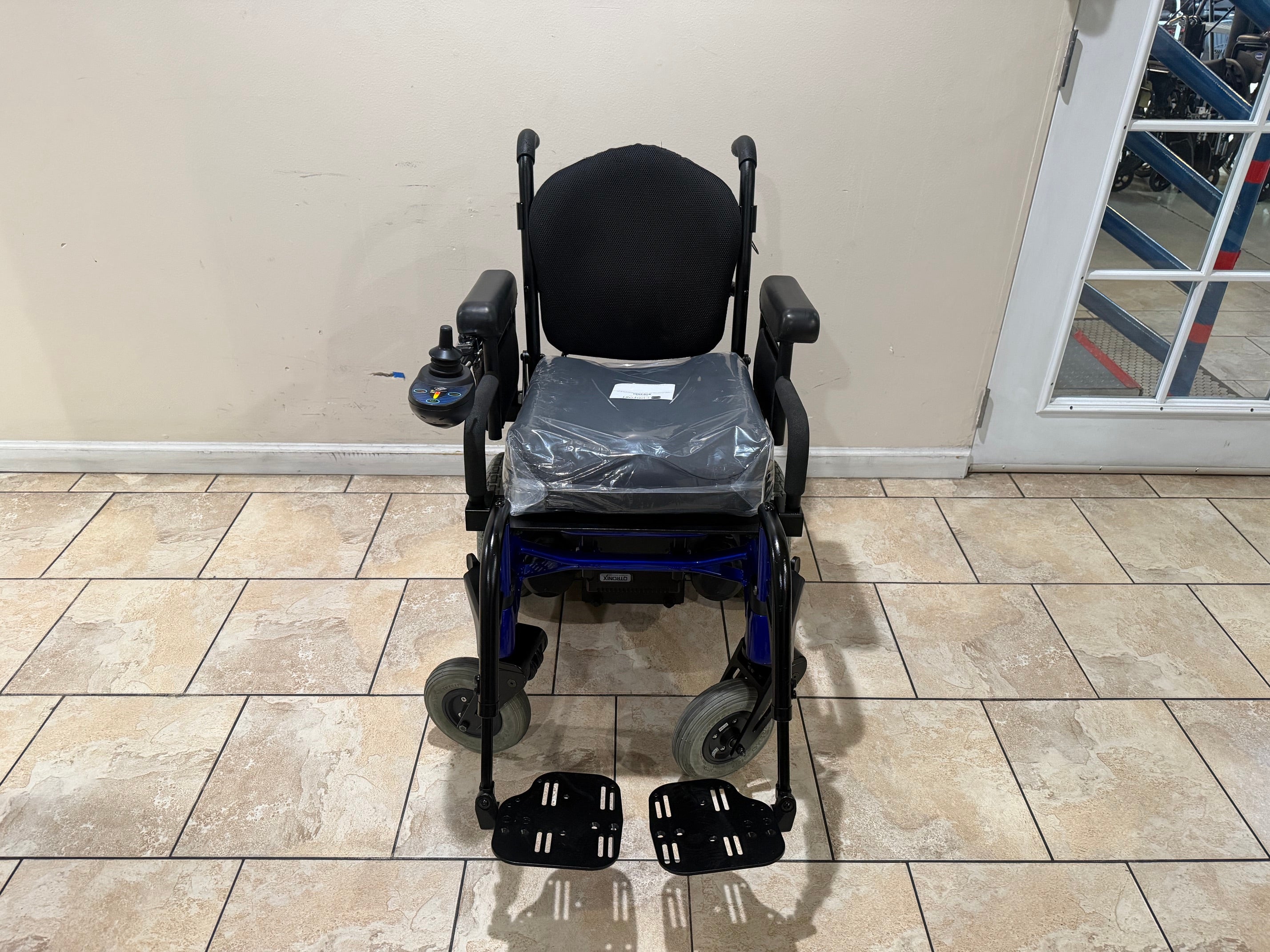 Quickie P-222 SE High Speed Electric Wheelchair