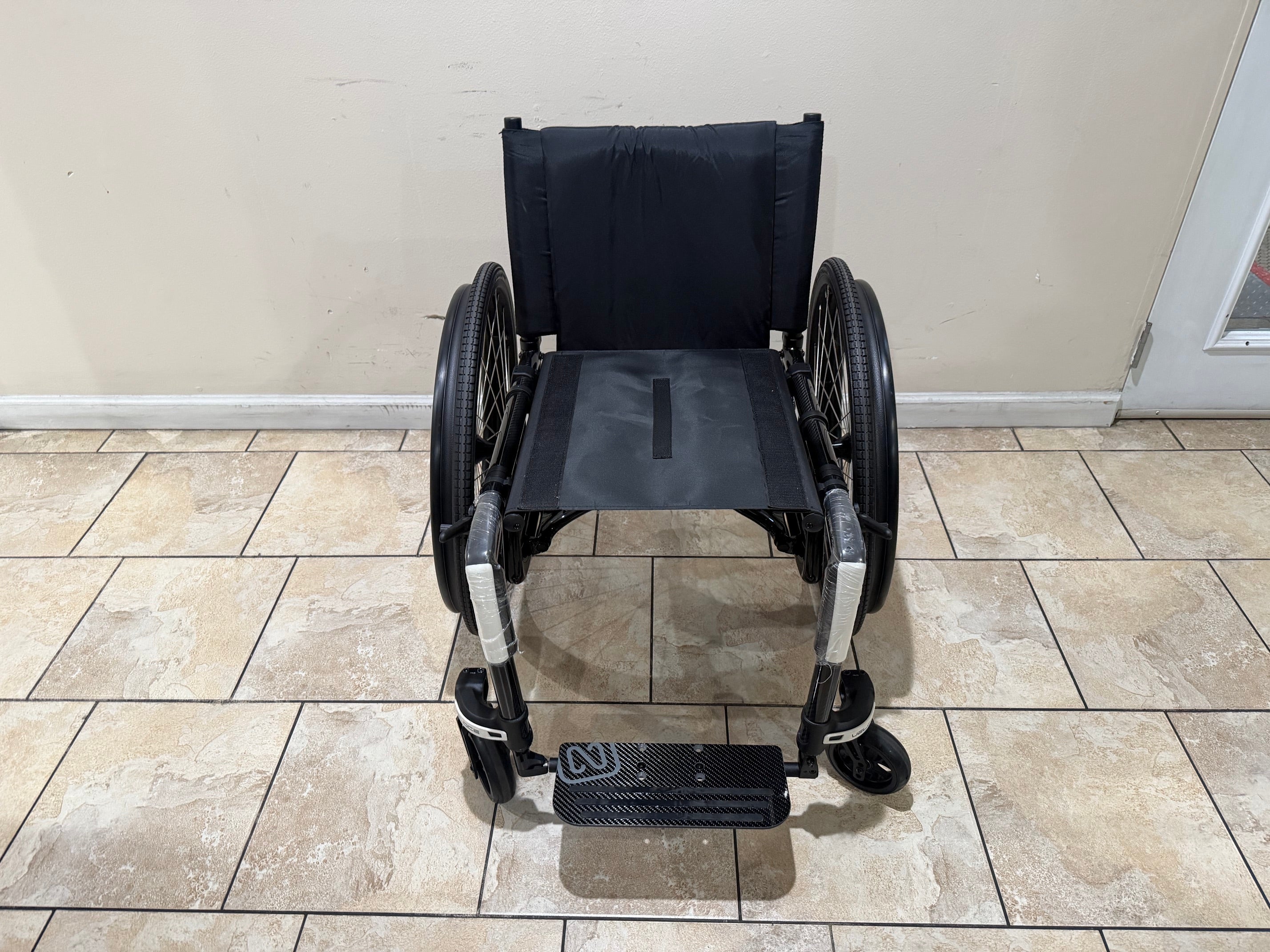 Veloce Carbon Fiber Ultra Light Folding Wheelchair