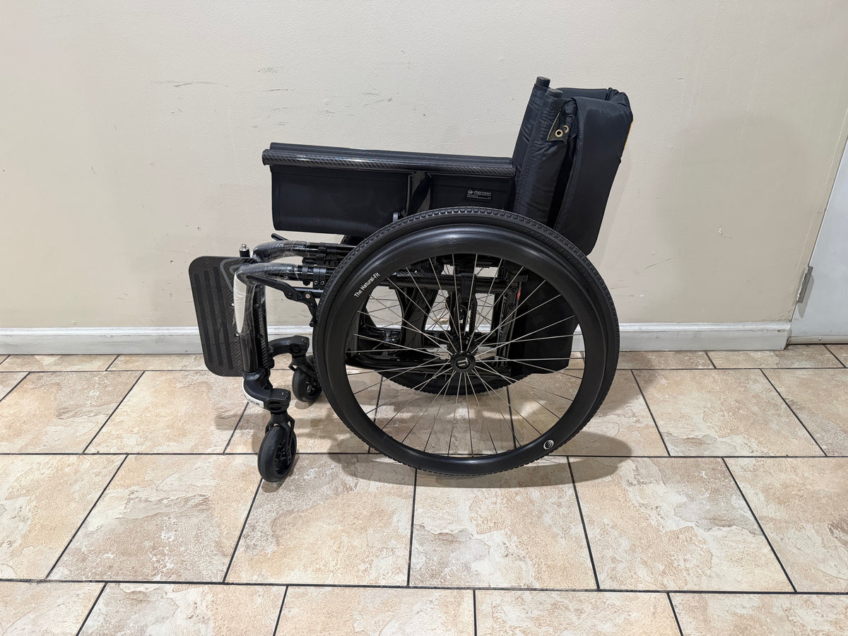 Veloce Carbon Fiber Ultra Light Folding Wheelchair