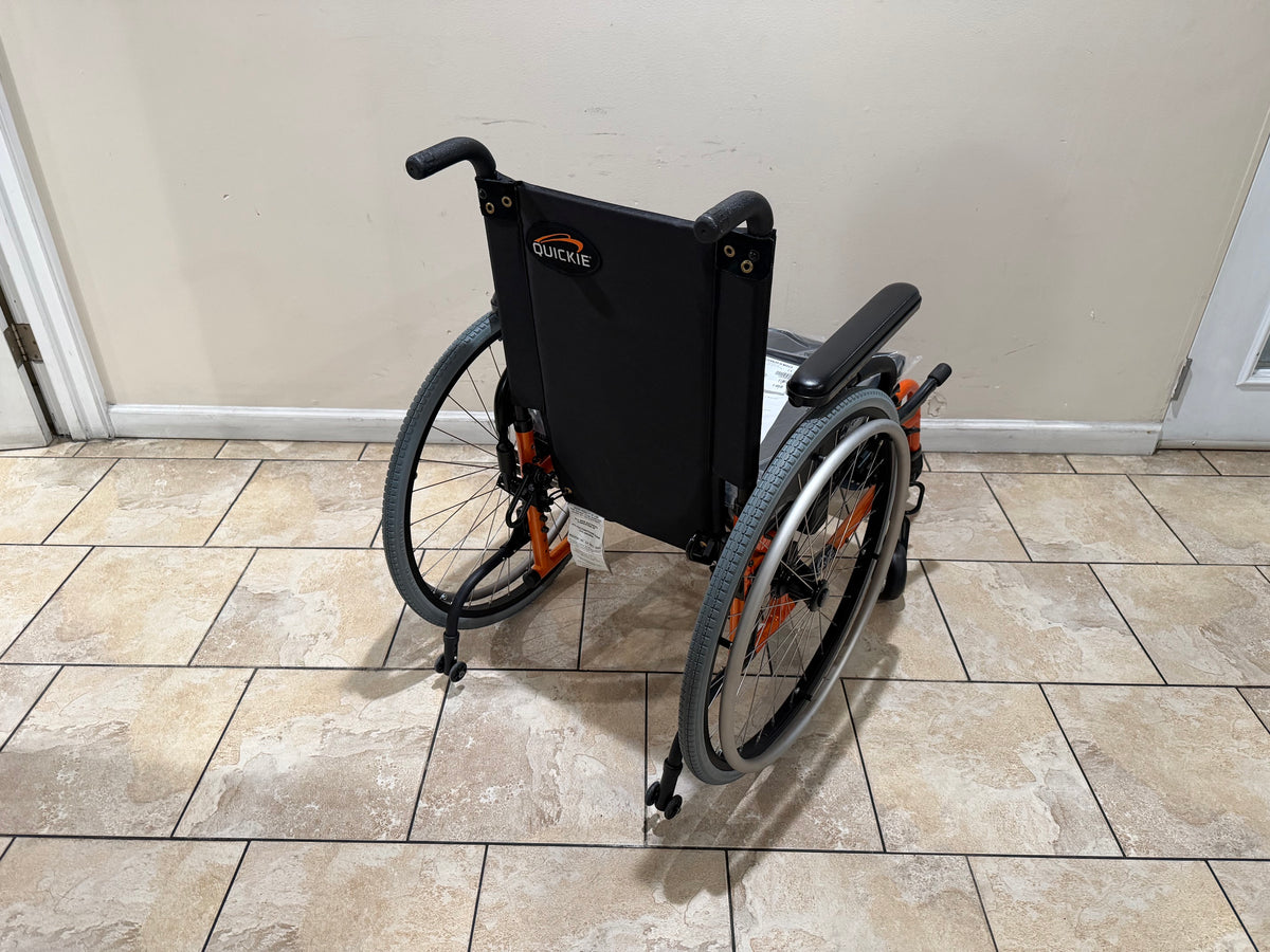 Quickie 2 Folding Ultra Light Wheelchair
