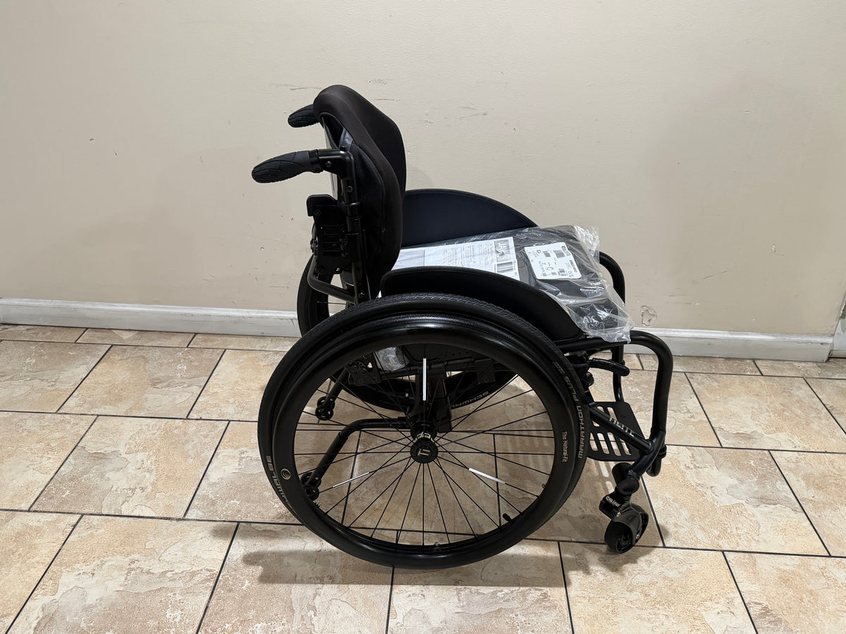 TiLite Aero T Ultra Light Manual Wheelchair