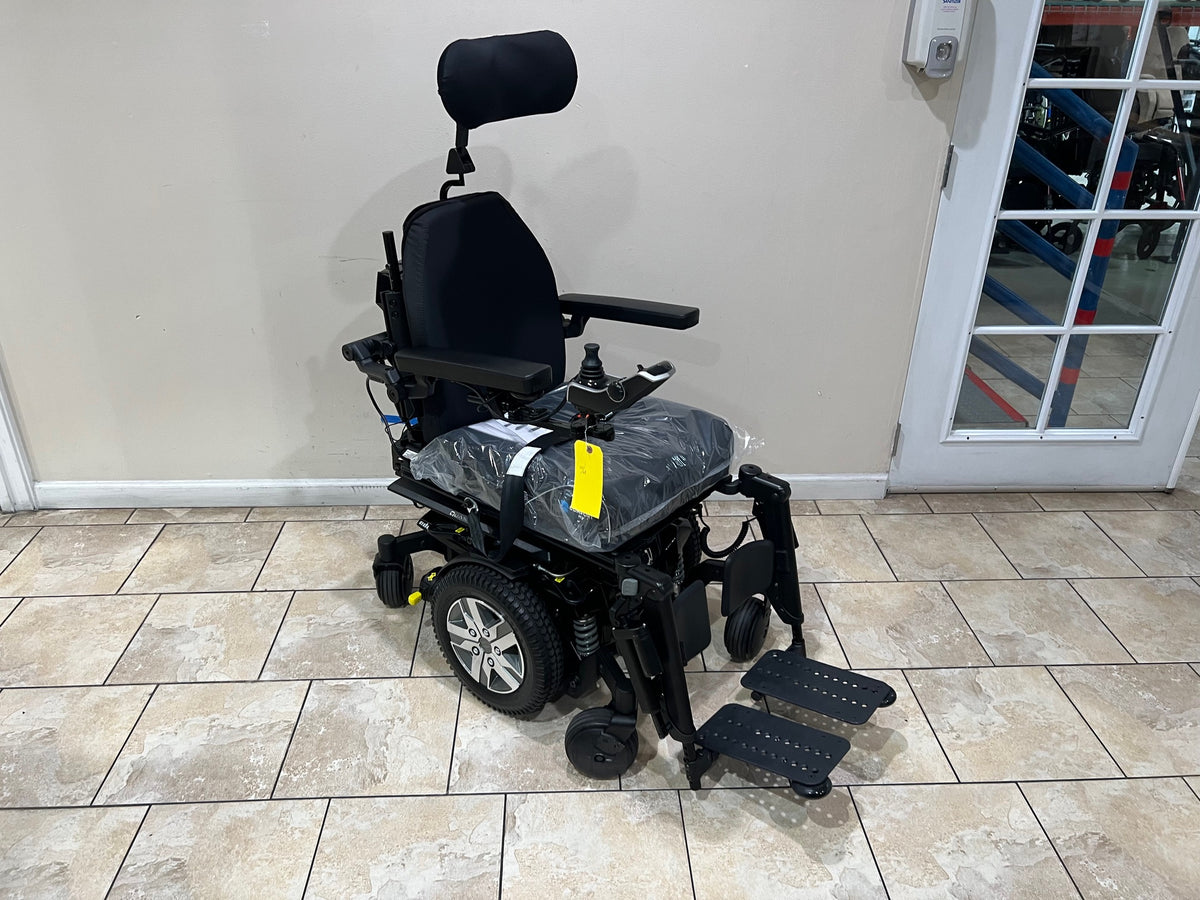 Quantum Q6 Edge 2.0 Power Wheelchair