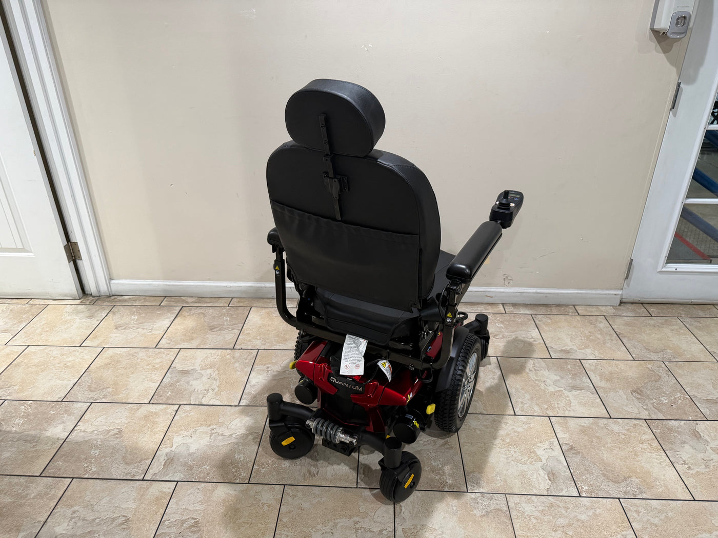 Quantum J4 Power Wheelchair with Captain Seat