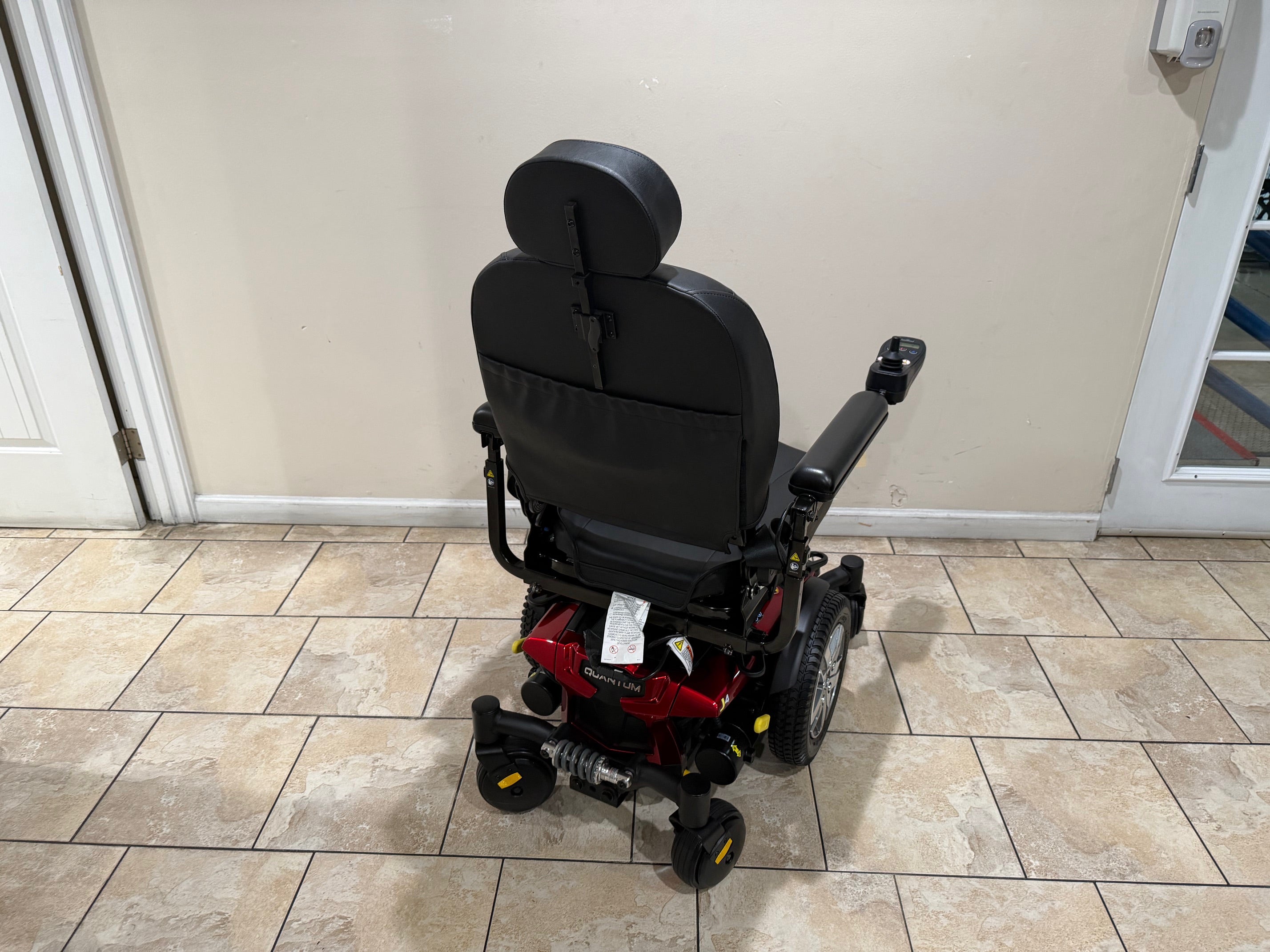 Quantum J4 Power Wheelchair with Captain Seat
