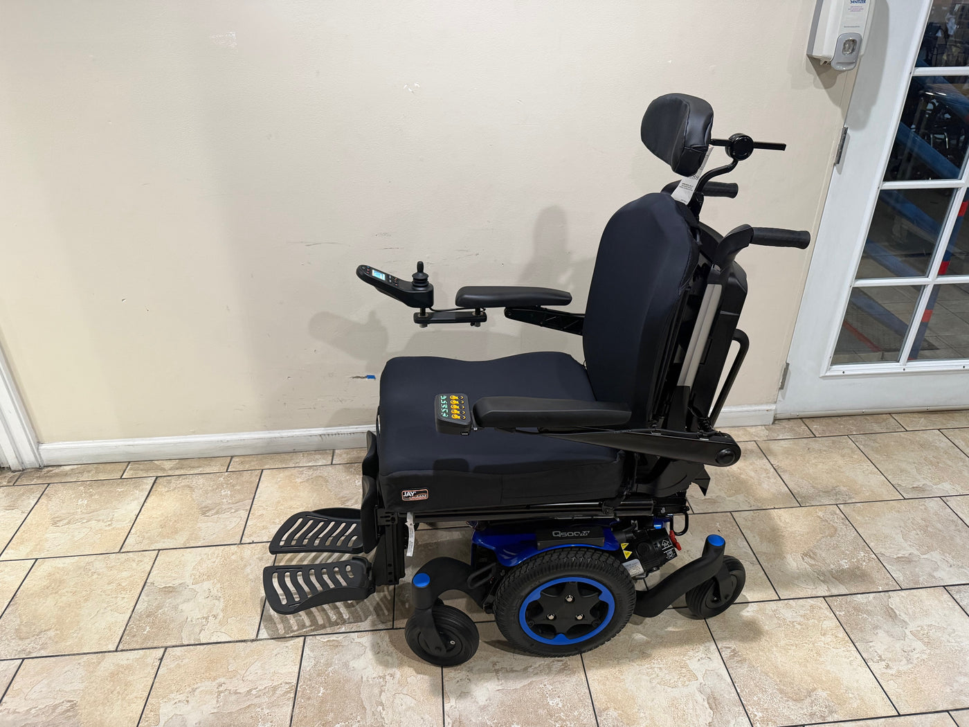 Quickie Q500 M Power Wheelchair