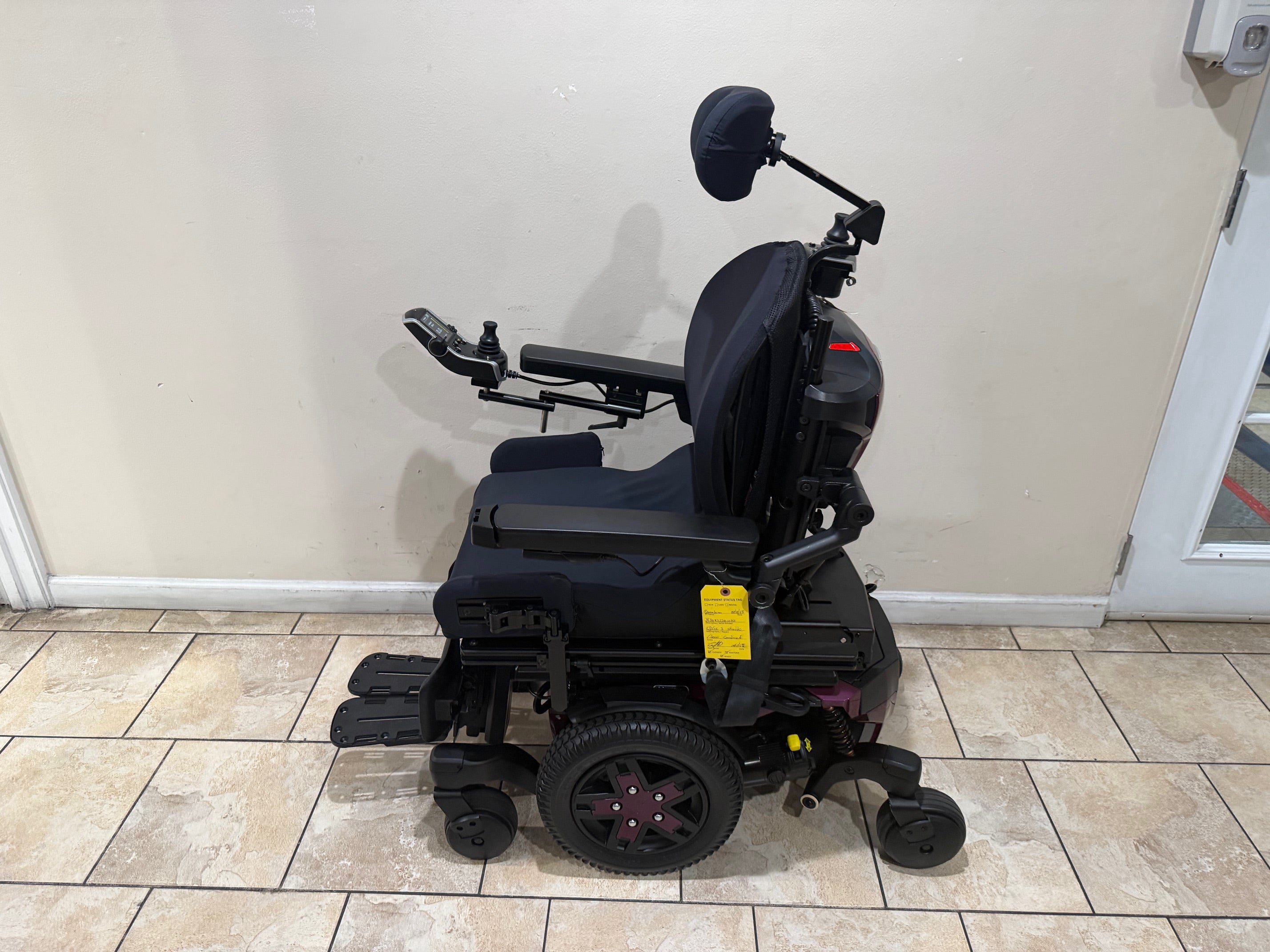Quantum Edge 3 Stretto Power Wheelchair