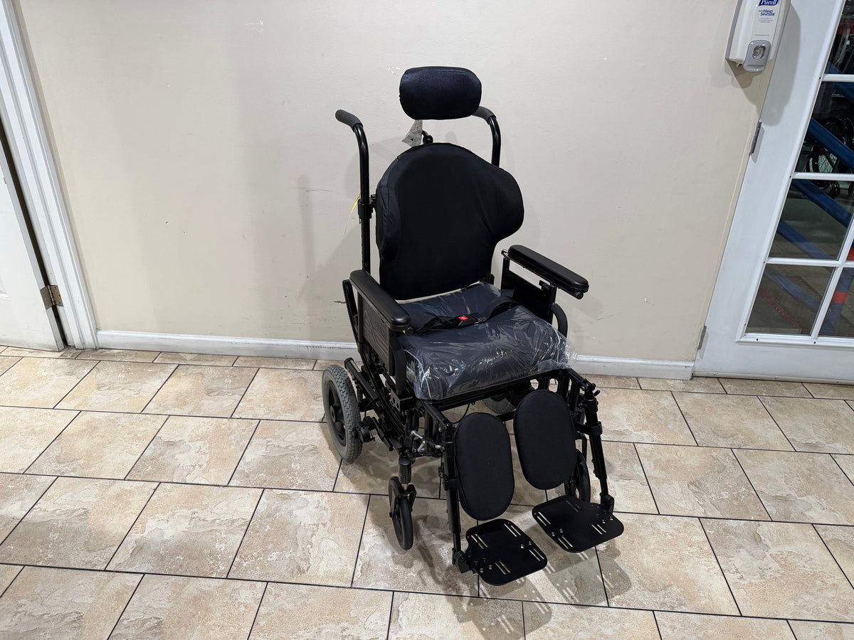 QUICKIE IRIS Manual Tilt Wheelchair