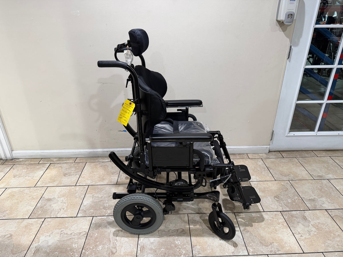 QUICKIE IRIS Manual Tilt Wheelchair