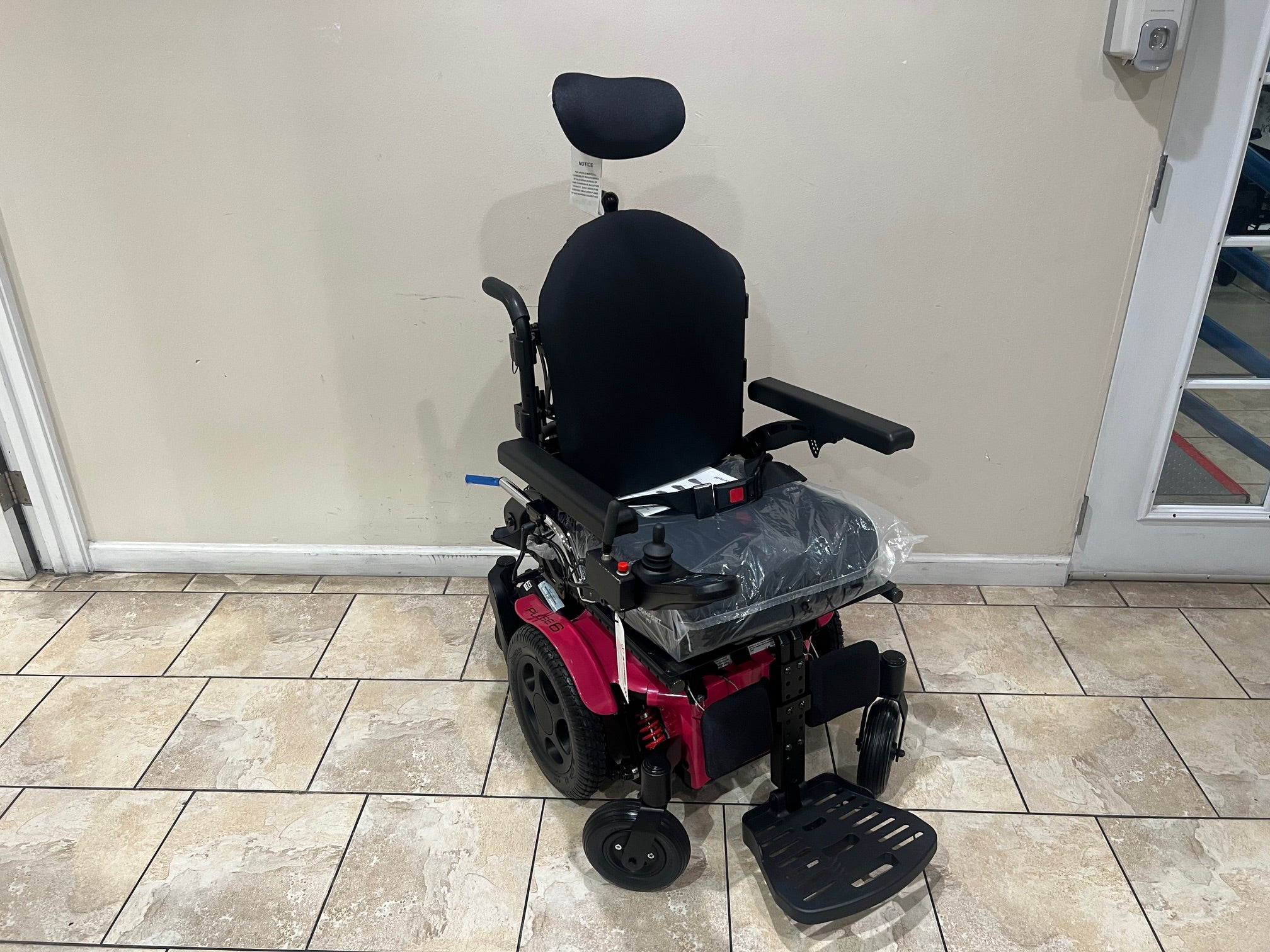 Quickie Pulse 6 Power Electric Wheelchair