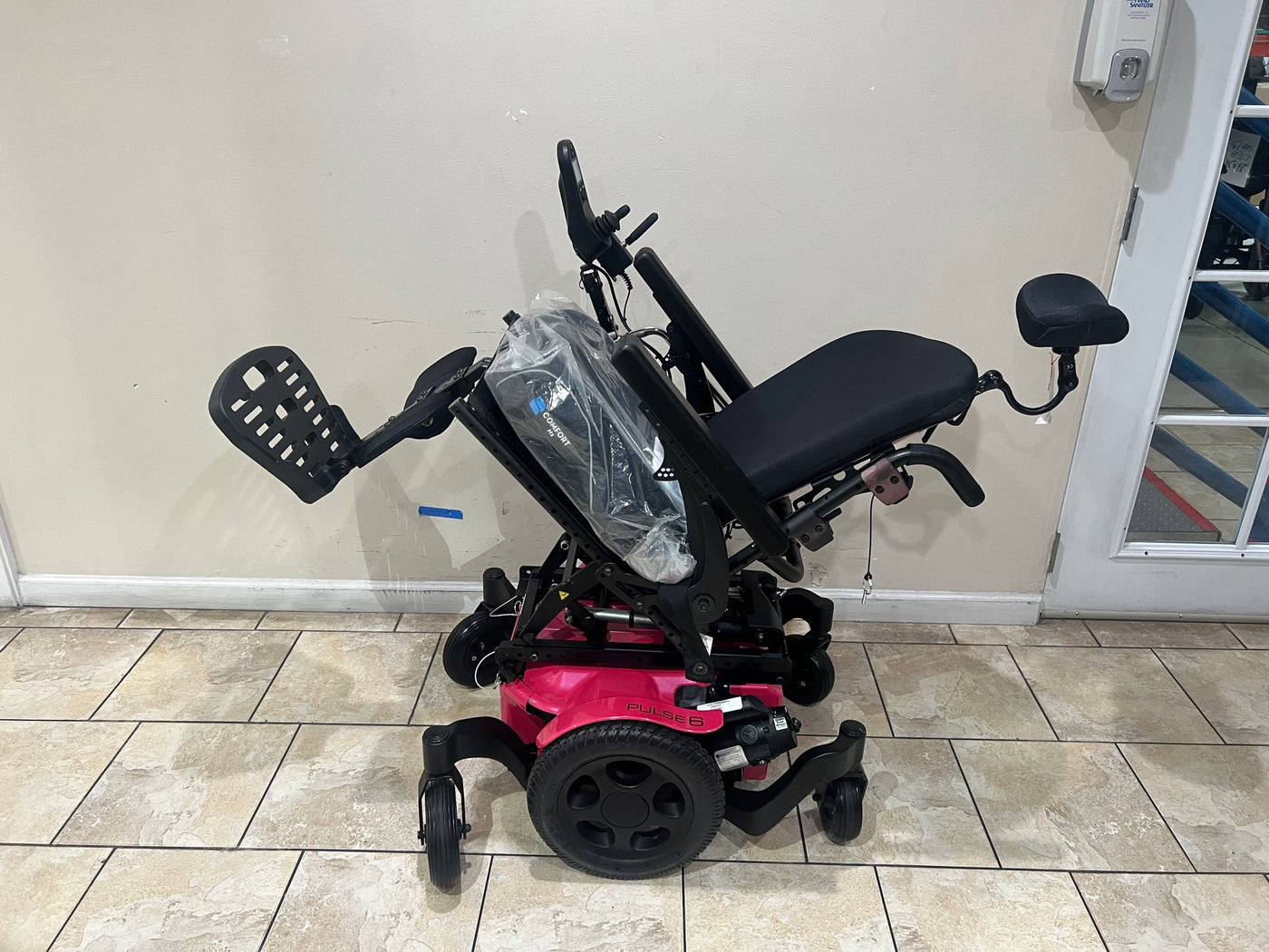 Quickie Pulse 6 Power Electric Wheelchair