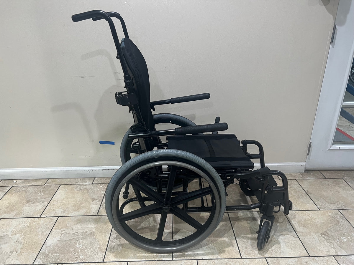 Sunrise Medical Quickie 2 Lightweight Wheelchair