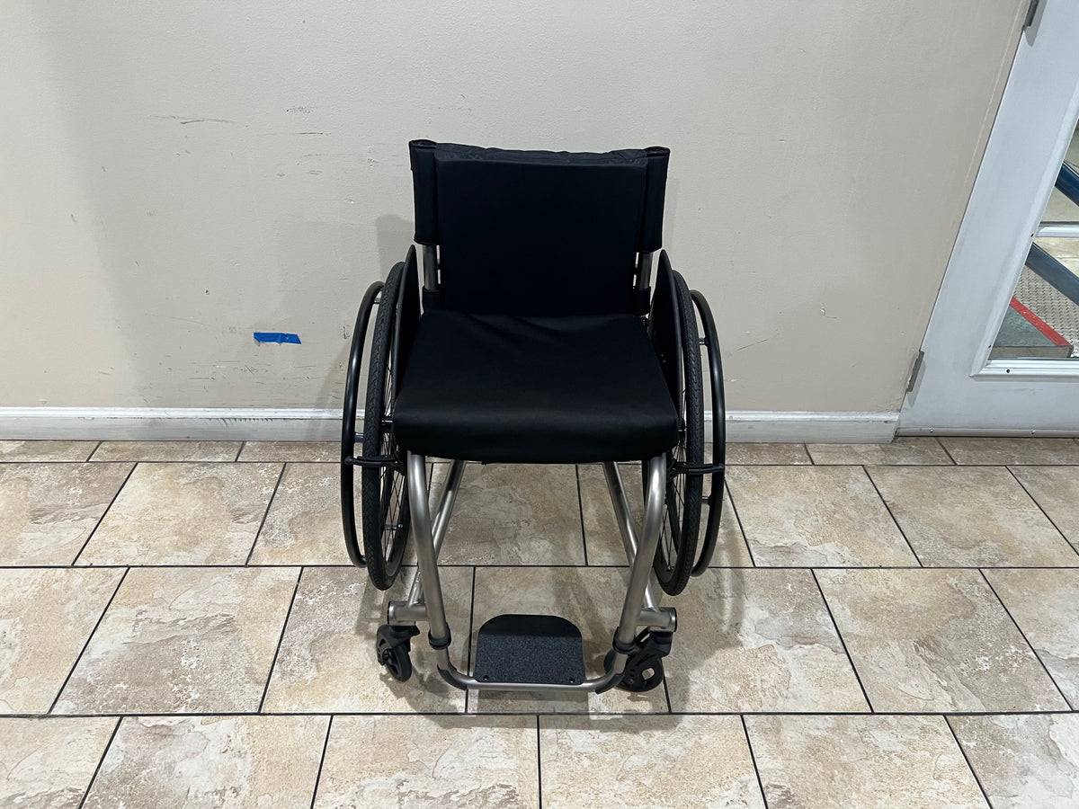 TiLite TRA Rigid Ultra Light Wheelchair