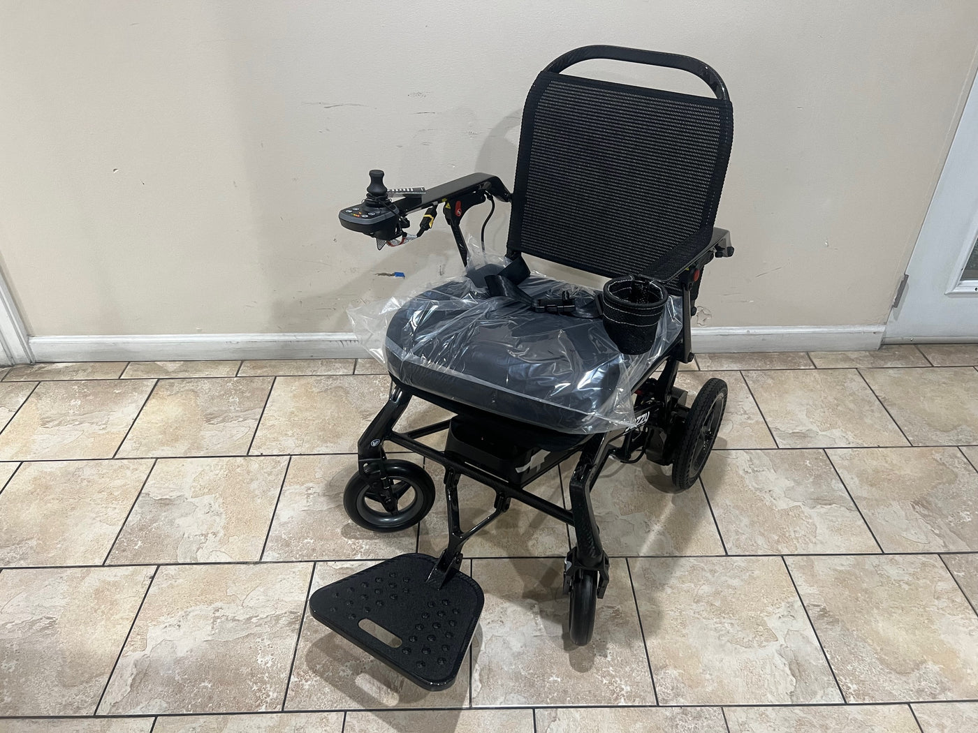 Pride Jazzy Ultra Light Folding Power Chair