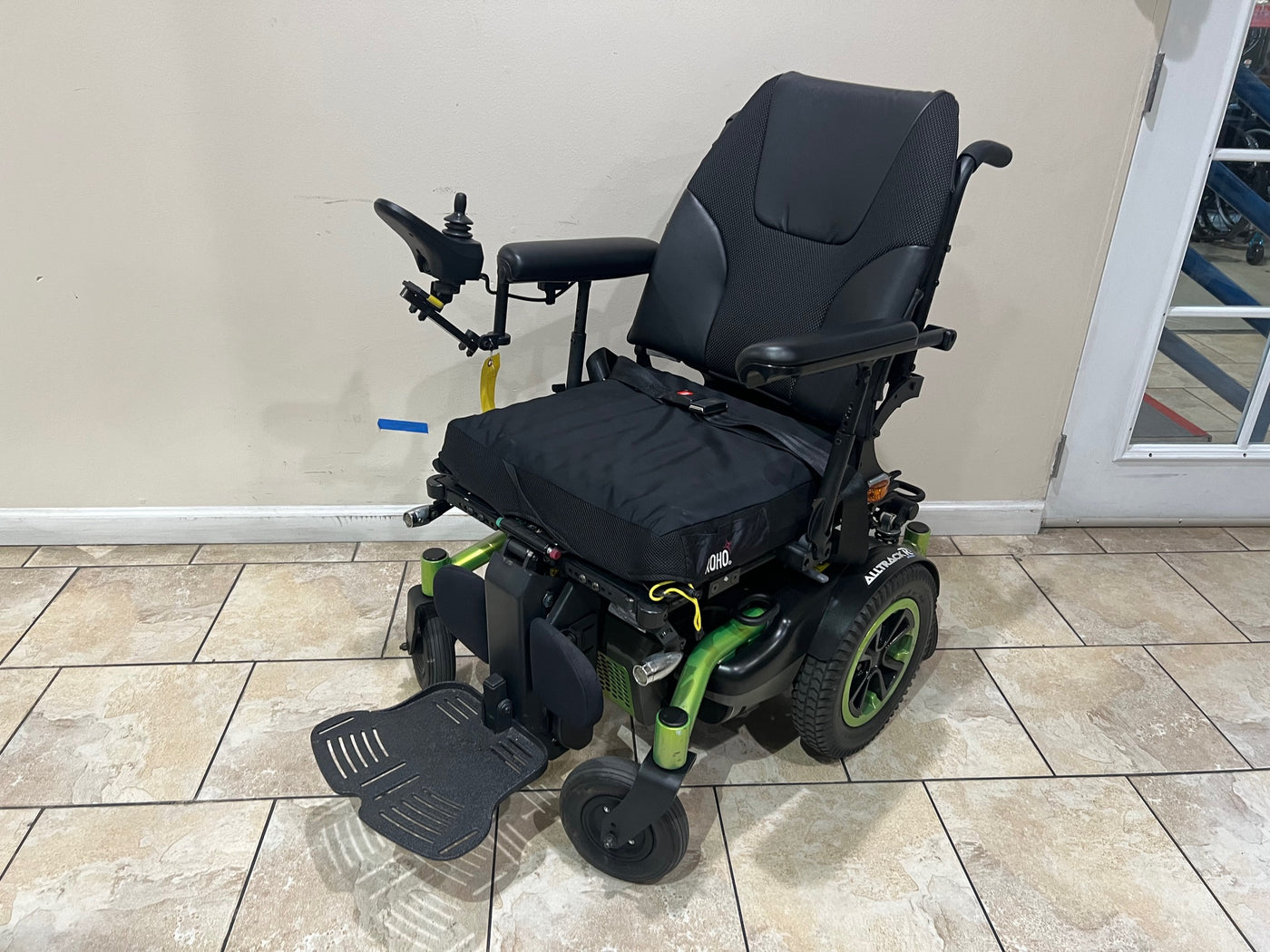 Amy Systems Alltrack R3 Hybrid-Drive Electric Wheelchair