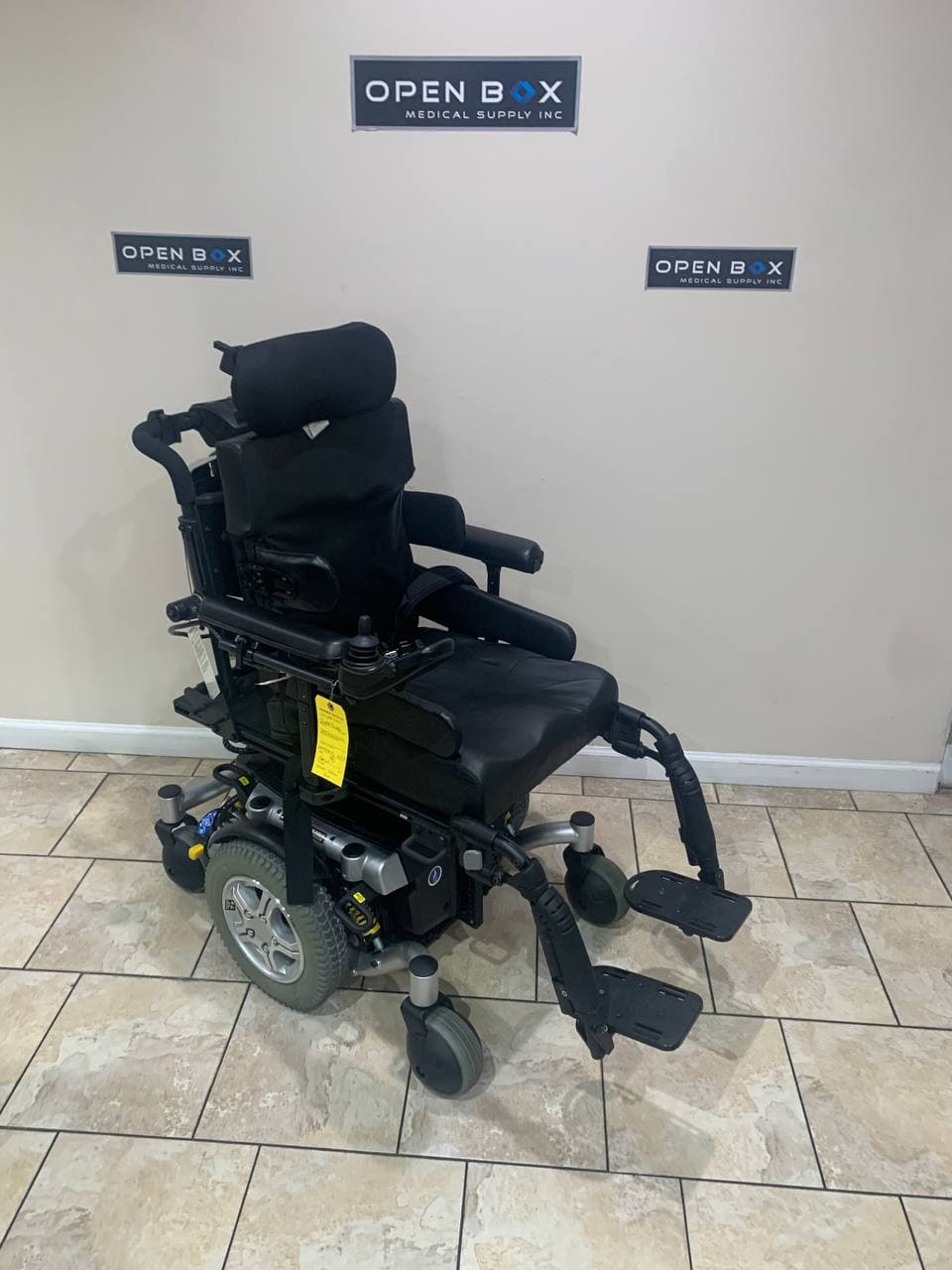 Quantum 6000Z Power Wheelchair