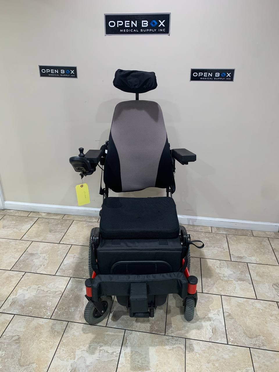 Levo Combi Standing Powerchair