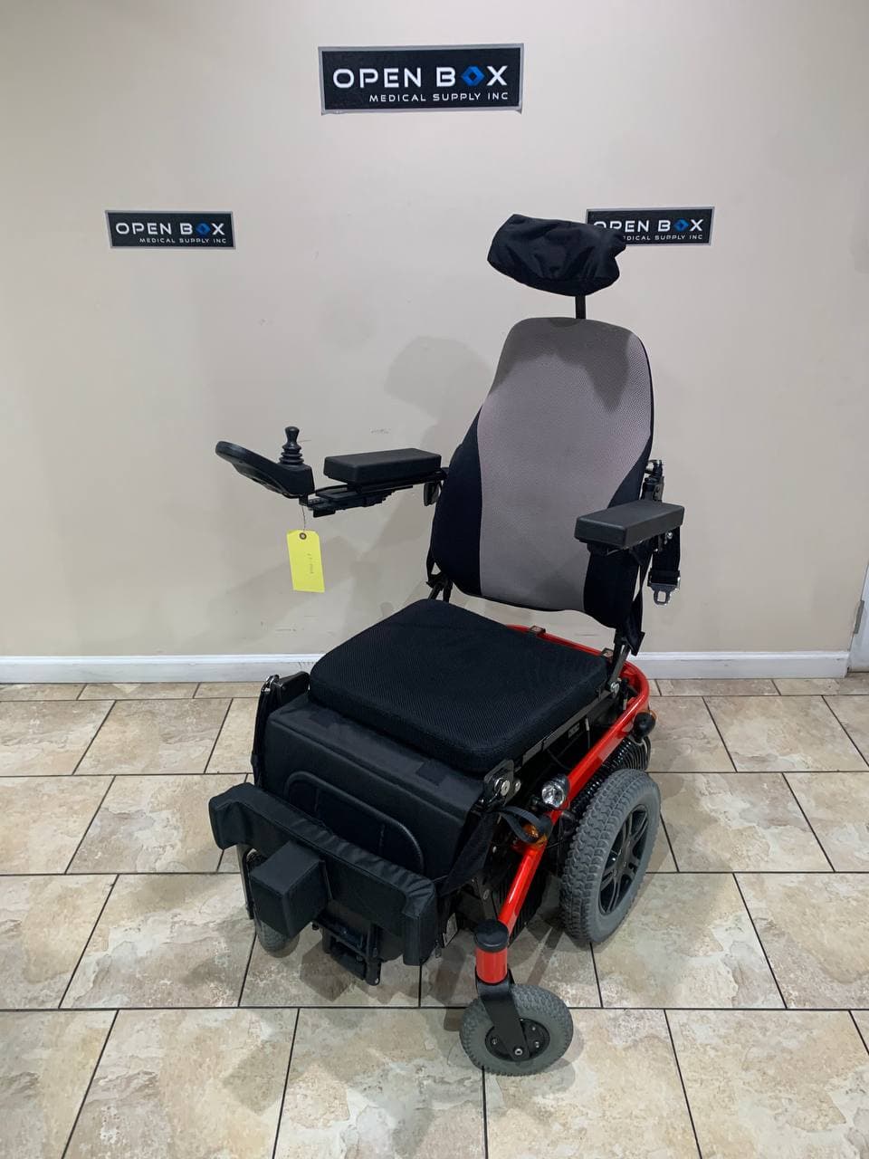 Levo Combi Standing Powerchair