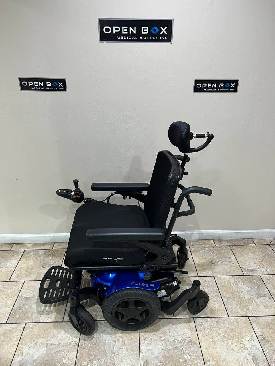 Quickie Pulse 6 Electric Wheelchair with Tilt