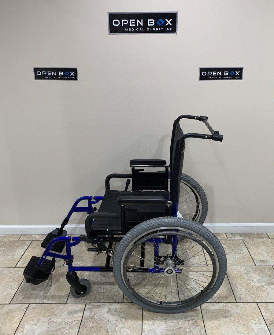 Quickie M6 Heavy Duty Wheelchair