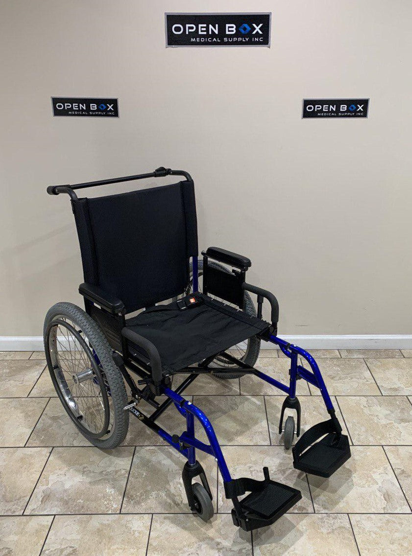 Quickie M6 Heavy Duty Wheelchair