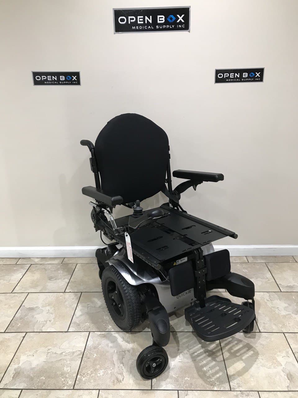 Quickie QM-715 with Electric Tilt