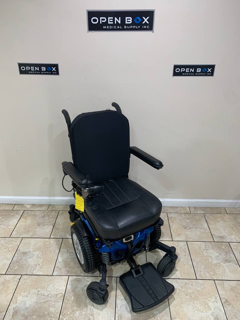 Used Pride Quantum Q6 Edge 2.0 Rehab Tilt Powerchair